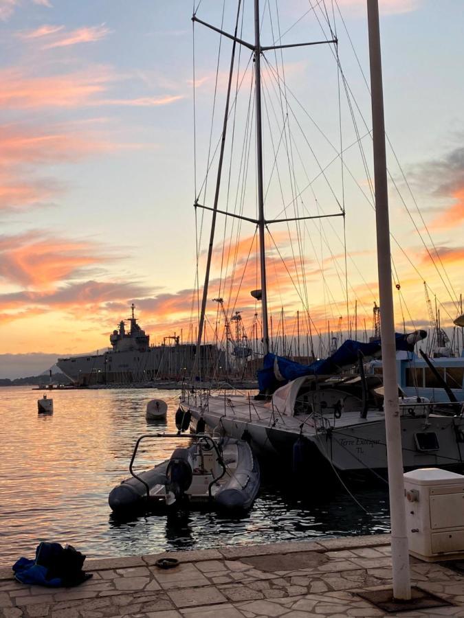 Ferienwohnung Marinca Du Port De Toulon Exterior foto